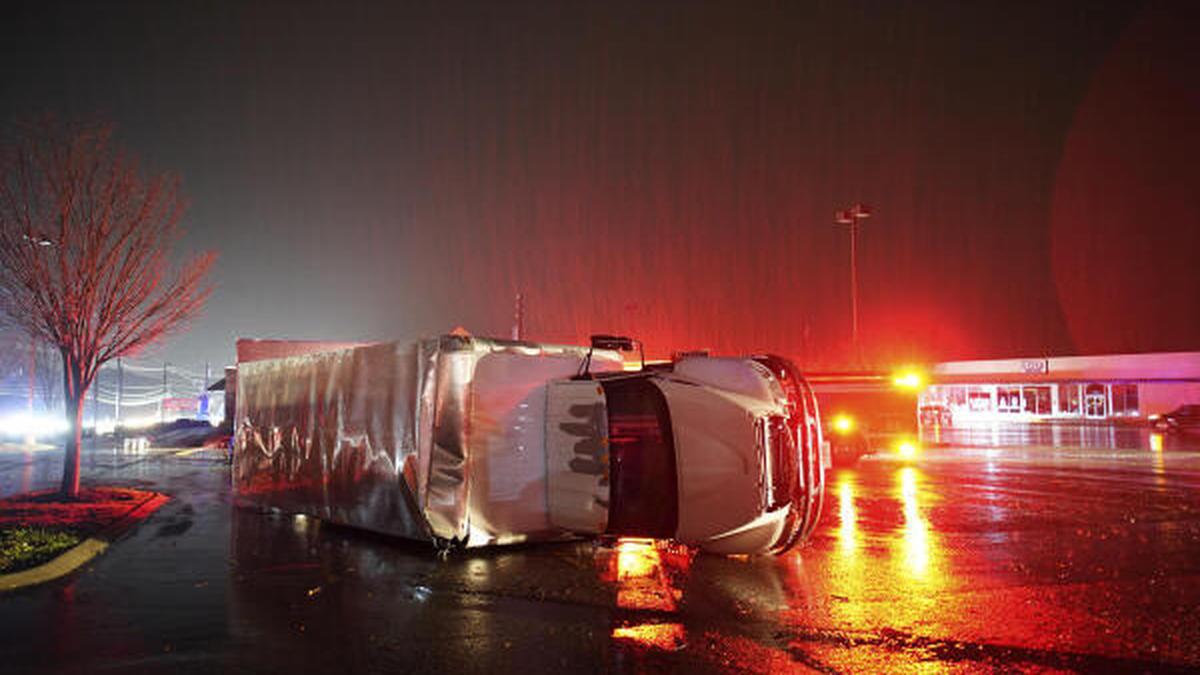 Tennessee tornadoes leave at least 6 dead, tens of thousands without power